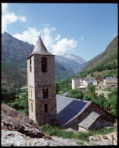 Pohled na kostel St Joan de Boi (fotografie) od Romanesque