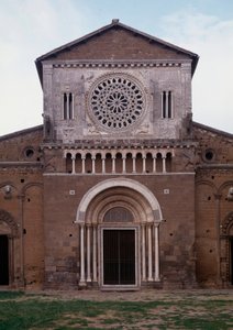 Závěsný od Romanesque