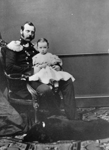 Portrét ruského císaře Alexandra II. (Alexandra II., Alexandra Nikolajeviče Romanova, Alexandra II. Nikolajeviče) (1818-1881) se synem, velkovévodou Pavlem Alexandrovičem z Ruska (Pavel Alexandrovič Romanov) (1860-1919) od Russian Photographer
