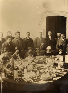 Ruské korunovační klenoty a Fabergého vejce připravené k prodeji v zahraničí od Russian Photographer