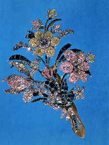Brož v podobě velké kytice s briliantovými broušenými diamanty a smaragdy, cca 1760 (zlato, stříbro, diamanty a smaragdy)