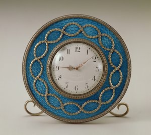 Hodinky Faberge, kolem roku 1890 (stříbro-zlacené a smaltované) od Russian School