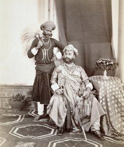 Jeho Výsost Maharaja Tukoji Rao (1844-86) II z Indore a doprovod, 1877 (tisk alba)