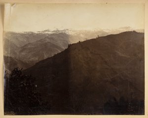 Horská scenérie v Darjeelingu,  z 