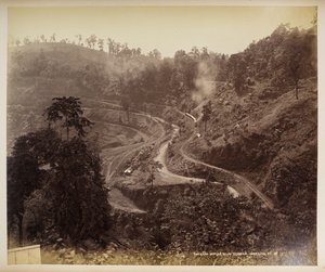 Obracecí stanice pod Teendaria, Darjeeling,  z 