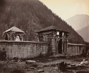 Chrám v Naveshera, Kašmír, Indie, 1864.