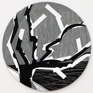 Twixt Heaven & Earth VIII-B (akryl na kruhové desce) od Sara Hayward