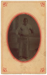 Portrét muže držícího nářadí,c. 1875 (foto) od Sarah Luse Larimer