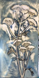 Hogweed (akryl na palubě) 2020 od Sarah Thompson-Engels