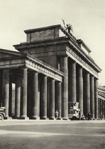 Berlín: Braniborská brána; Braniborská brána (černobílá fotografie)