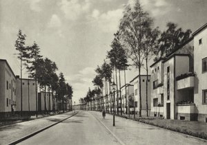 Berlín: kolonie Fischtalgrund (černobílá fotografie) od Sasha Stone