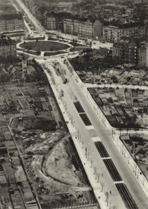 Berlín: Reichsstrasse, Reichskanzlerplatz (černobílá fotografie)