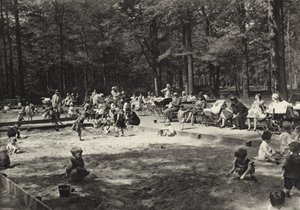 Berlín: Tiergarten (černobílá fotografie) od Sasha Stone