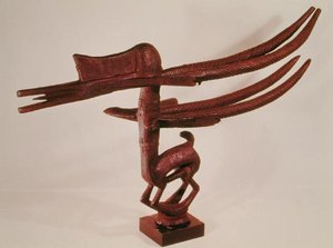 Antilopa, část masky Tuywara z Pobřeží slonoviny (dřevo) od School African