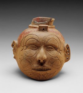 Head Effigy Vessel (nádoba s červeným pigmentem) od School American
