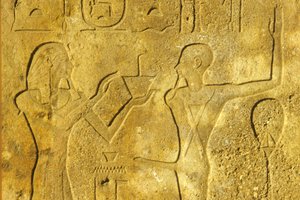 Starověký Egypt, Nástěnná malba/řezba, Chrám Karnak/Luxor, Hatšepsut nabízí kadidlo bohu Minovi od School Egyptian