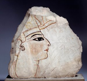 Egyptský starověk: ostrakon (nebo ostracon) (množné číslo: ostraca nebo ostraka), střepy vápencové keramiky s královským profilem. 19. dynastie (1295-1186 př. n. l.). Paříž, muzeum Louvre