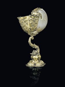 Zasazený pohár nautilus, Nagyszeben, polovina 17. století (mušle a stříbrně zlacené)