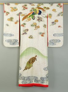 Svatební roucho Uchikake zdobené jeřábem a želvou (textil) od School Japanese