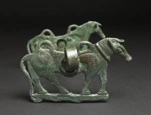 Horse Bit, možná 9.-7. století před naším letopočtem, Írán (bronz) (viz také 113753) od School Persian