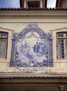 Objevil Brazílii v roce 1500 Pedro Alvares Cabral (1467/8- cca 1520). Dlaždice v okolí Lisabonu.