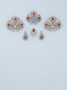 Důležitá sada šperků, cca 1850 (rubíny, diamanty a zlato) od School Russian