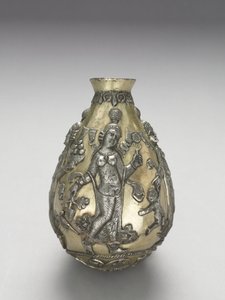 Nádoba Anahita, 300-500 (litá, vyvýšená, repussé, pronásledovaná a zlacené stříbro)