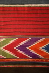 Detail tkaniny Tai Lu (textil) od School Thai