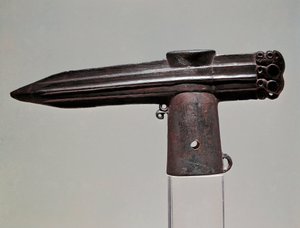 Umění Skythian (skytská civilizace nebo Skythia): bronzová sekera z oblasti Krasnojarku (Sibiř a Altaj). 7. – 2. století před naším letopočtem. Petrohrad, Ermitáž muzeum od Scythian