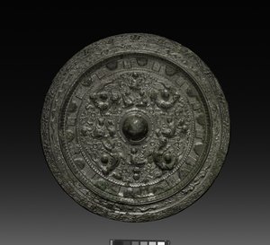 Zrcadlo s Xiwangmu, c.317-400 (bronz) od Six Dynasties Chinese School