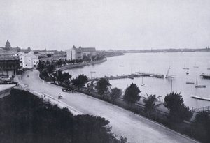 Bay Esplanade, Durban (černobílá fotografie) od South African Photographer