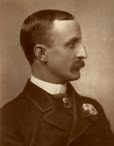 Edgar Bruce , britský herec, 1884