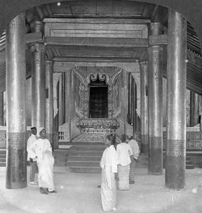 Lví trůn, Královský palác, Mandalay, Barma, 1908