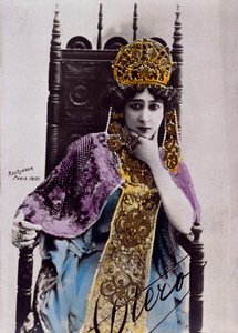 Portrét Caroline (La Belle) Otero (1868-1965), pohlednice s autogramem