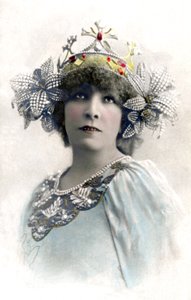 Sarah Bernhardtová jako Melissinde od Studio Reutlinger