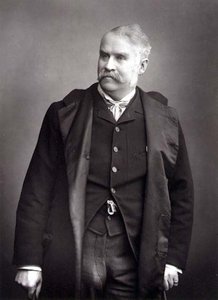 Sir William Schwenck Gilbert (1836-1911), dramatik, portrétní fotografie (čb foto)