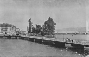 Geneve, Pont des Bergues et Ile J-J Rousseau (č/b foto) od Swiss Photographer