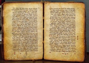 Stránky ze Skutků apoštolů, Nový zákon ve verzi Pešitta ("jednoduchý jazyk"), standardní verze syrské církve, cca 1216 (pergamen). od Syrian School