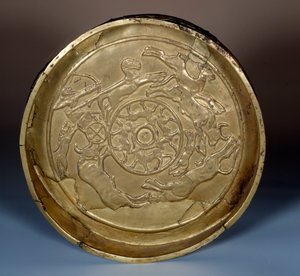 Orientální umění: lov patere ve zlatě, kolem roku 1200 před naším letopočtem. realizované v Sýrii. Paříž, Musee du Louvre