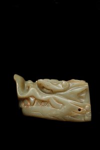 Junkunc Jade Dragon Head od Tang Dynasty Chinese School