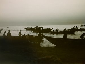 Japonský rybář na moři, asi 1900 - 1915 (fotografie) od Teijiro Takagi