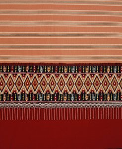 Tkanina Lanna Tai Yuan s kosočtvercem Jok, Mae Chaem, severní Thajsko (textil) od Thai School