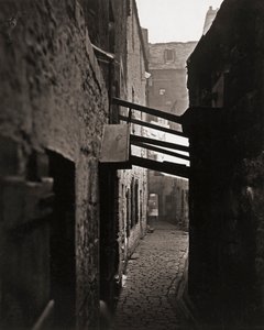 The Old Closes and Streets of Glasgow by Thomas Annan.