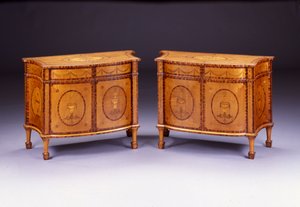 Pár komod George III (harewood & kingwood) od Thomas Chippendale
