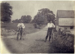 Samuel Murray a Benjamin Eakins na kolech, c. 1895-1899. od Thomas Eakins