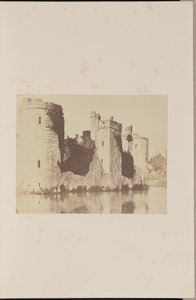 Hrad Bodiam, Sussex, z jihovýchodu od Thomas G. Mackinlay