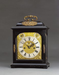 James II namontované markantní hodiny s opakováním čtvrthodiny, č. 166, c.1690-95 (eben a zlacený kov) (viz také 867503-4)