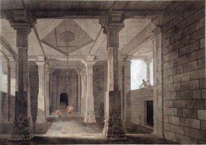 Část interiéru hinduistického chrámu v Deo v Baharu, deska VI z „Oriental Scenery“, publikovaná v roce 1800 (barevná akvatinta) od Thomas und William Daniell