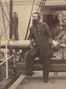 [Admirál David Dixon Porter na palubě své vlajkové lodi "Malver" po vítězství u Fort Fisher v Severní Karolíně]