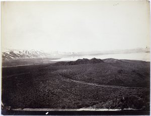 Jezero Mono, sopka, 13 000 stop od Timothy O